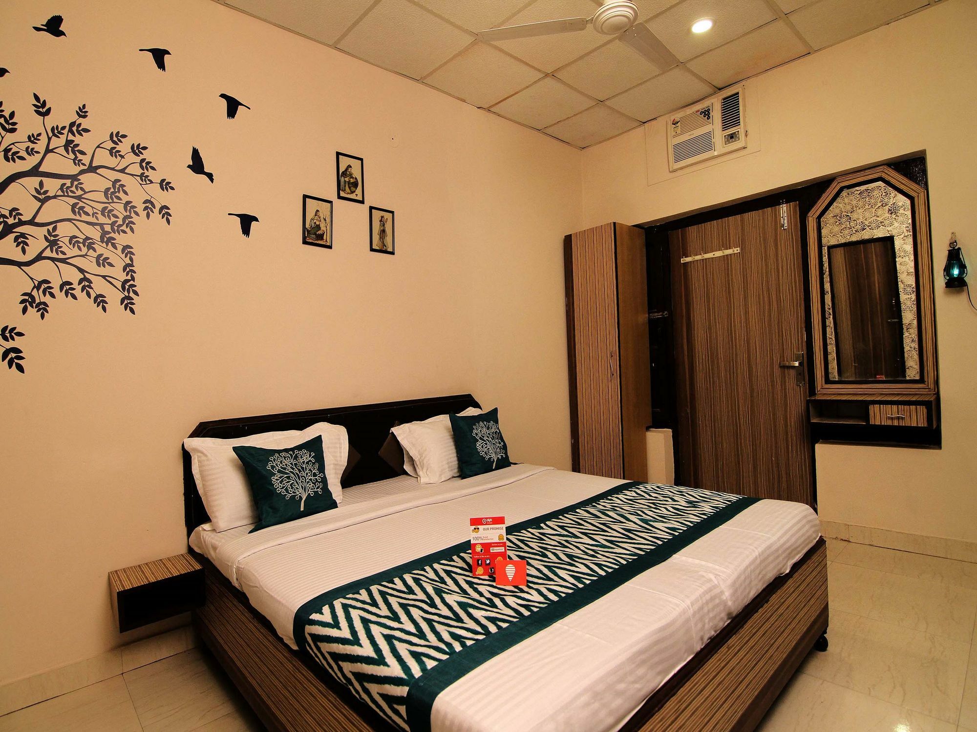 Oyo 3519 Hotel Garden Inn Varanasi Exterior photo