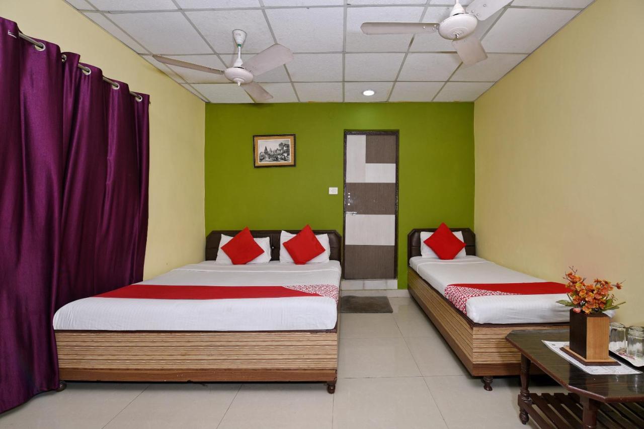 Oyo 3519 Hotel Garden Inn Varanasi Exterior photo